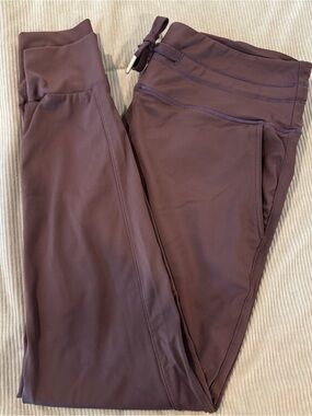 HALARA Deep Plum High-Waist Joggers with Pockets